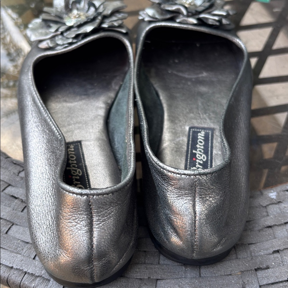 Brighton Carly Silver Metallic Leather Ballet Flats Comfy Shoes Women’s 6.5 - Picture 6 of 7
